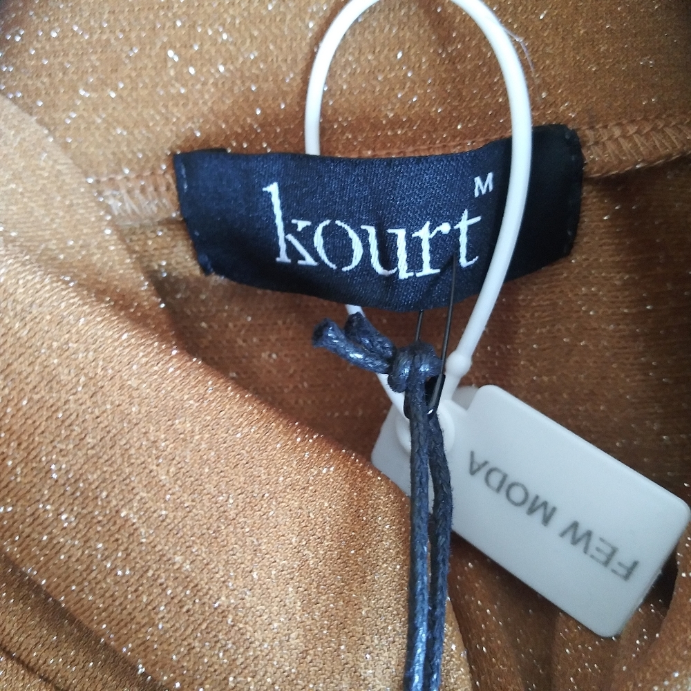 Kourt Westport Turtleneck Top Shimmery - Picture 5 of 6